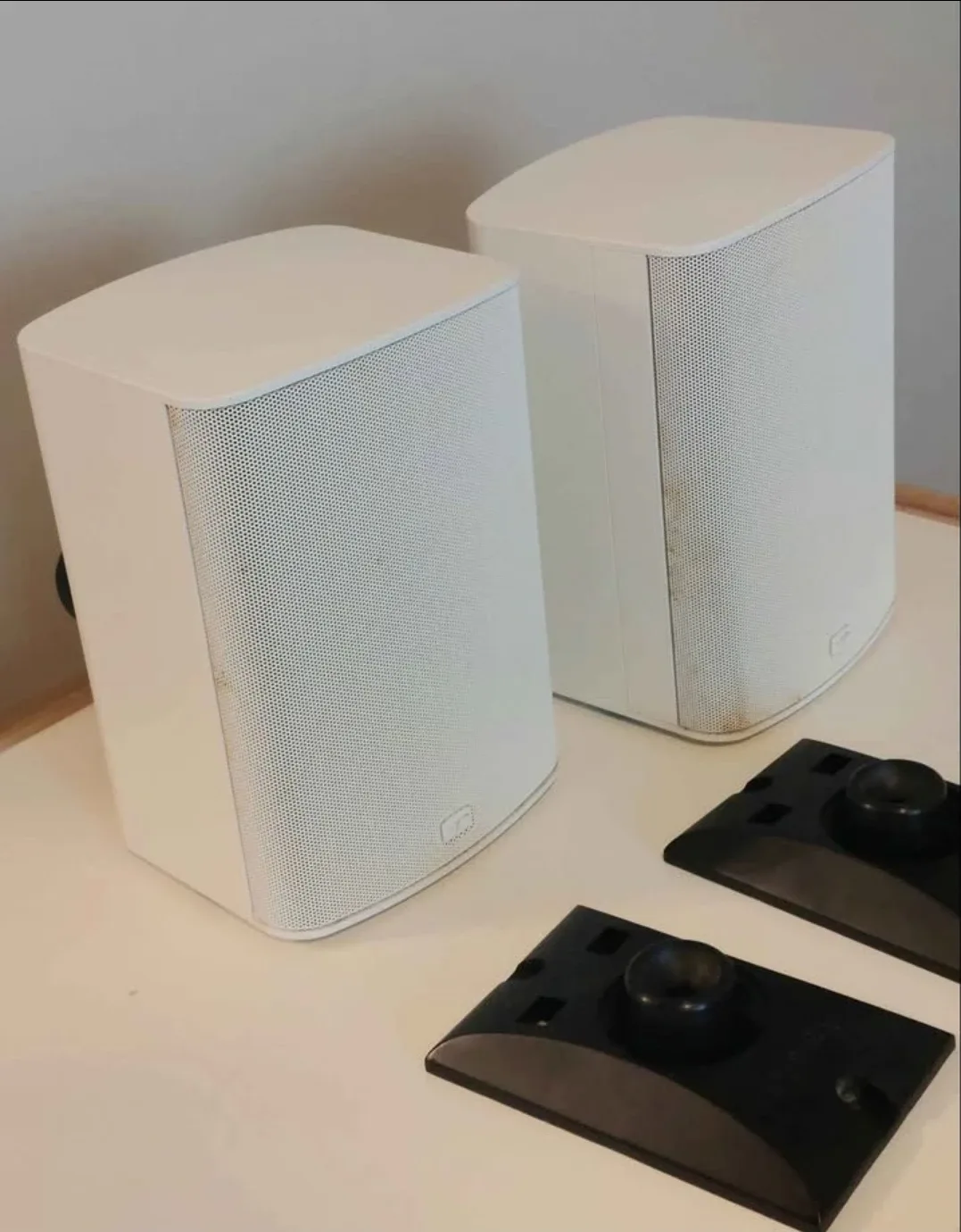 Pair of Paradigm PW 300 speakets image indicator(4)