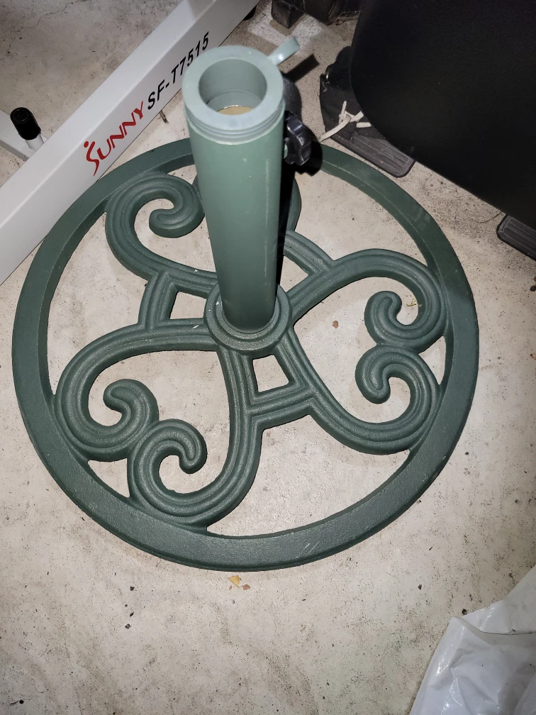 Green Cast Iron Umbrella Base - photo 2