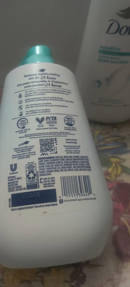 Dove Sensitive Skin Body Wash, 905 mLx2 image indicator(3)