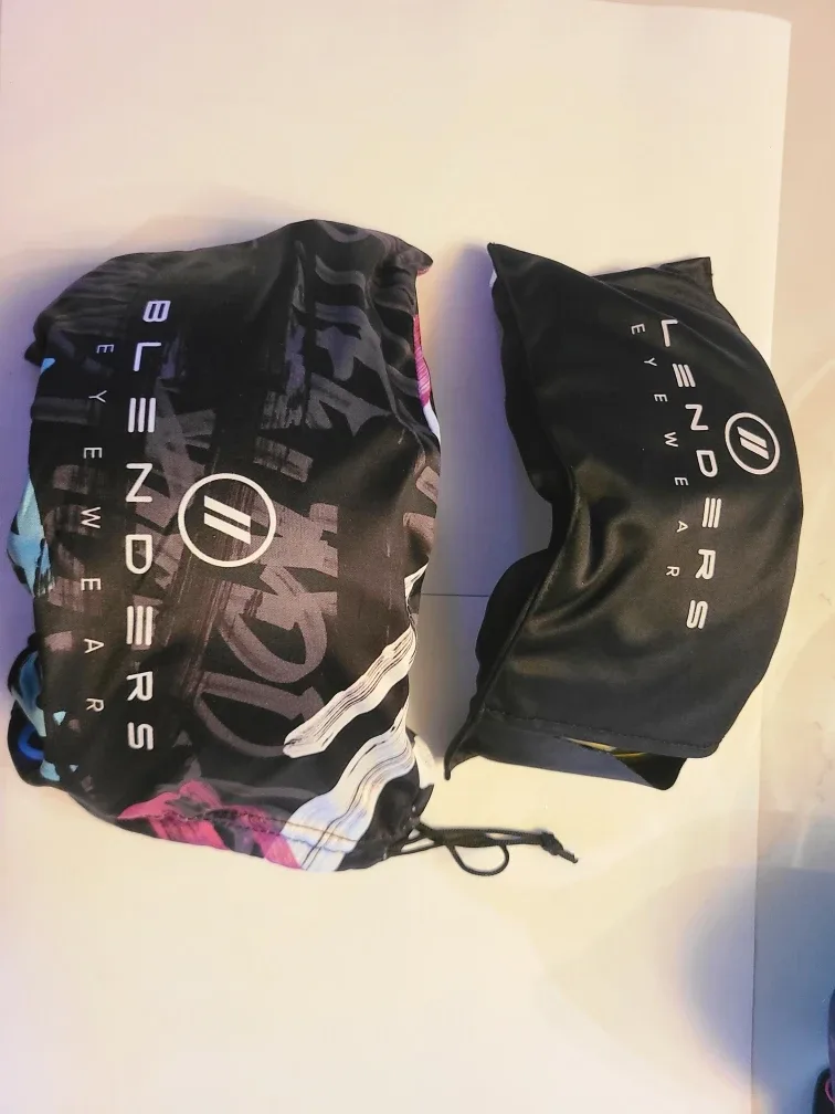 Blenders Eyewear Snow Goggles image indicator(4)