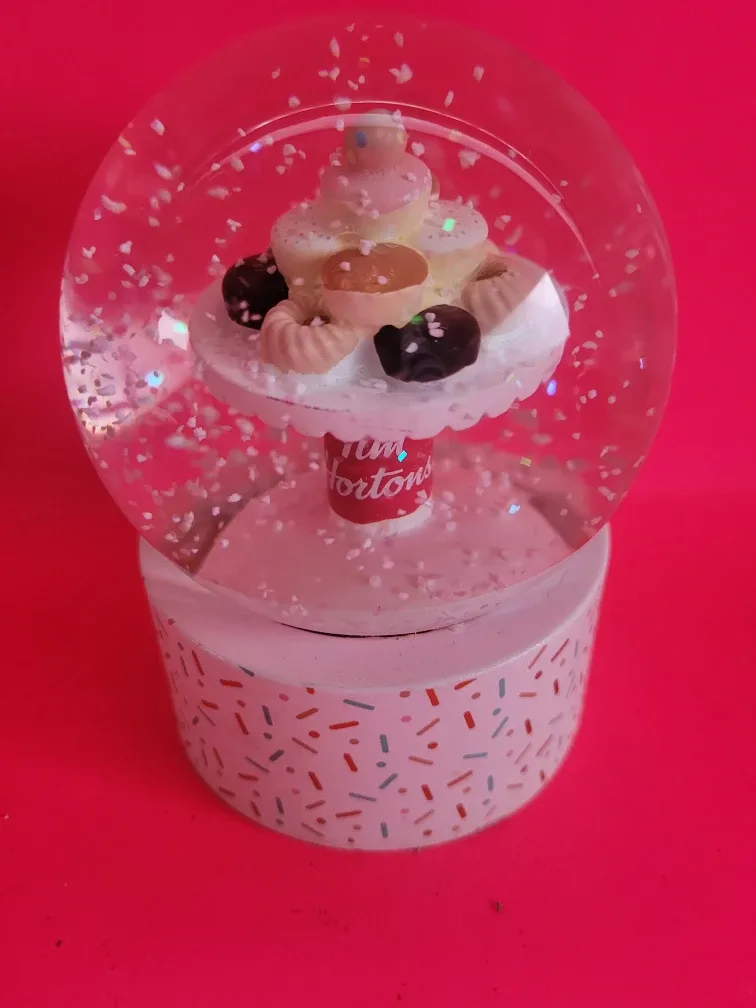Tim hortons snow globe