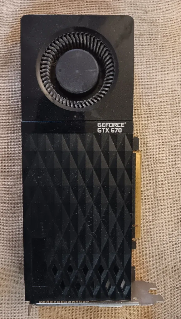 NVIDIA GeForce GTX 670 Graphics Card