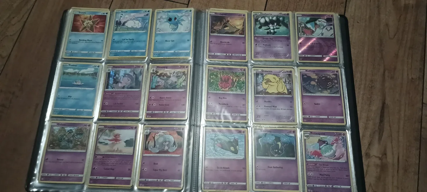 Binder of Pokemon Cards image indicator(2)