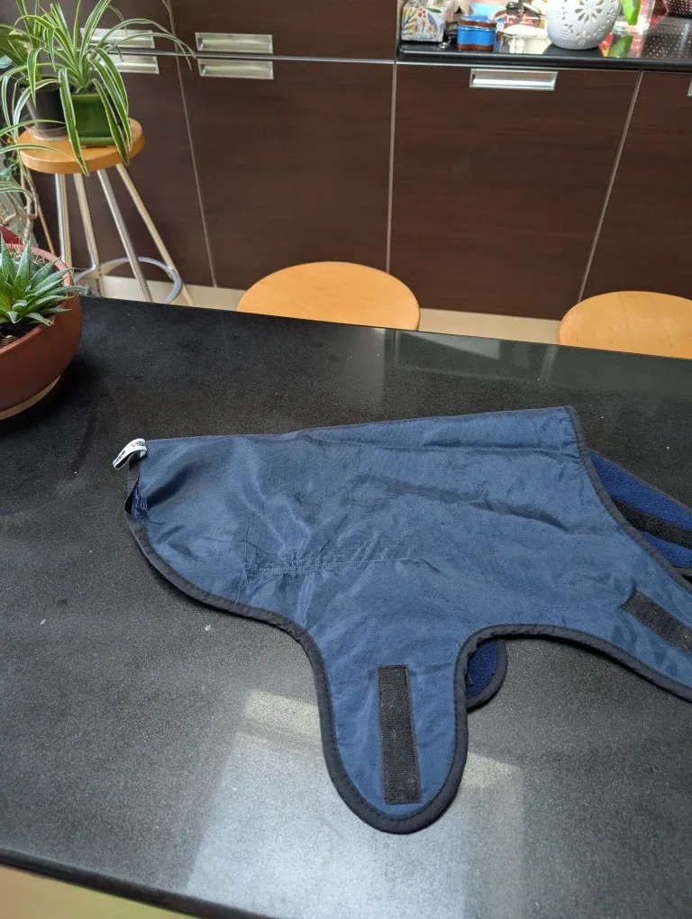 Dog Coat/Vest Assorted Sizes image indicator(5)