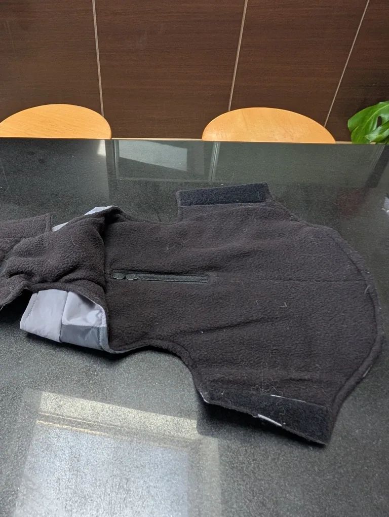 Dog Coat/Vest Assorted Sizes image indicator(7)