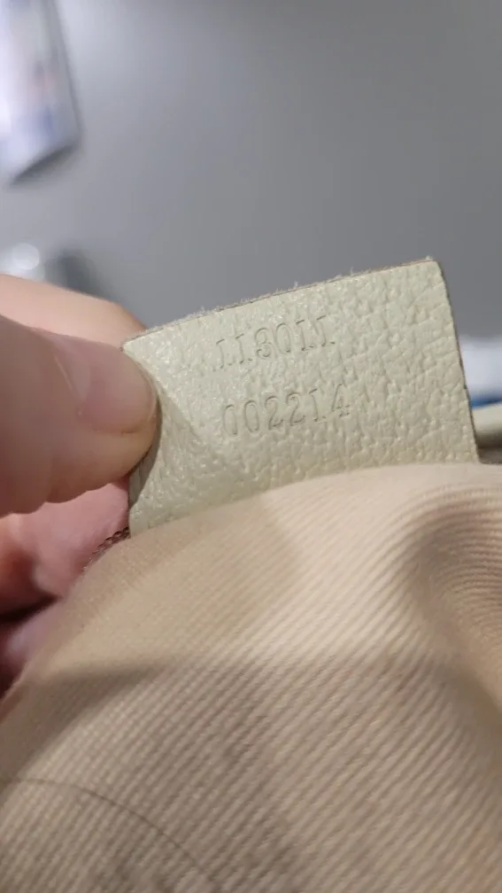 Authentic Gucci tote purse image indicator(6)