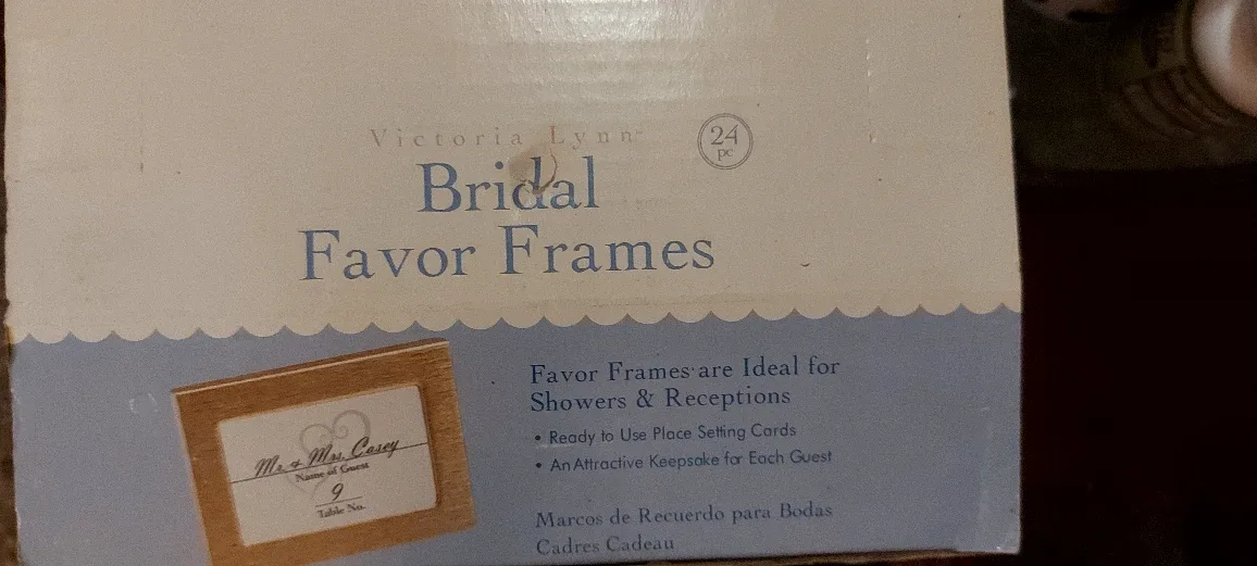 Victoria Lynn Bridal Favor Frames (24 pc) image indicator(3)