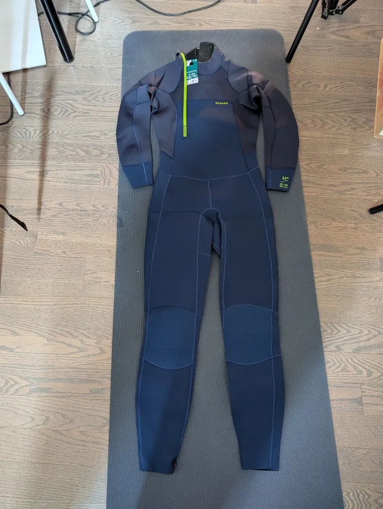 Olaian 3.2mm Youth Wetsuit (Size 14-15)