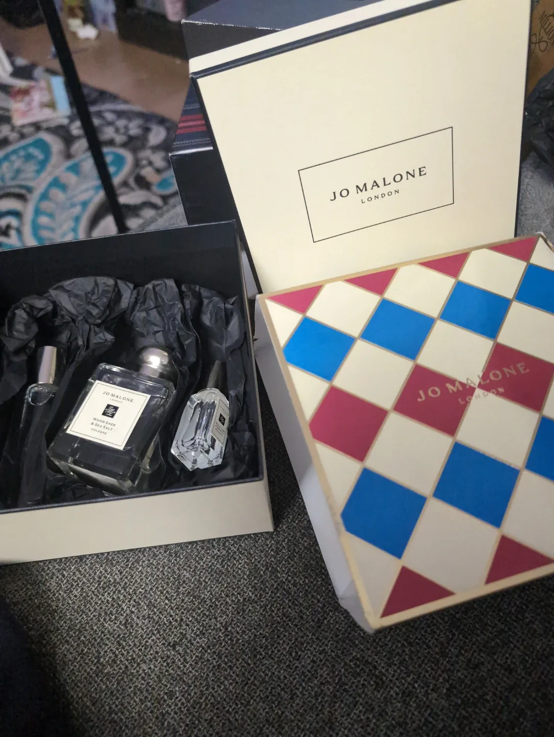 Mixed Perfume Lot: Dries Van Noten, Tom Ford, More! image indicator(5)