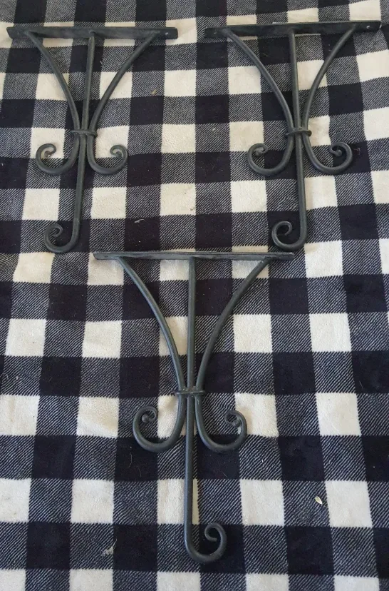 Set of 3 Pacific Rim Shelf Brackets