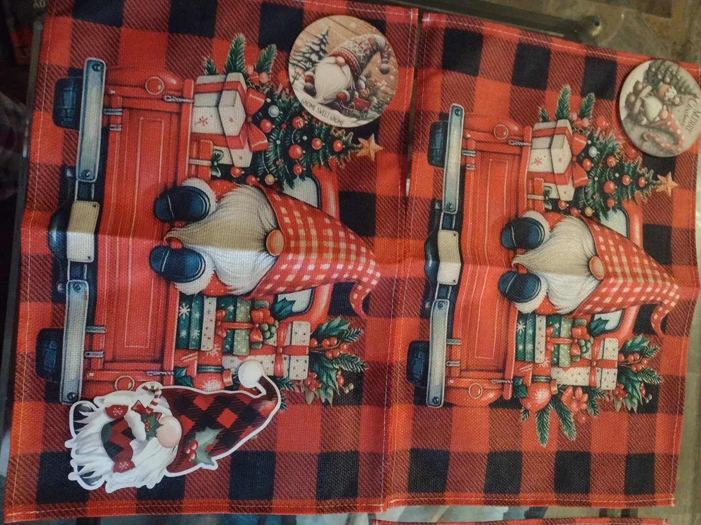 Christmas Gnome Truck Placemats set image indicator(2)