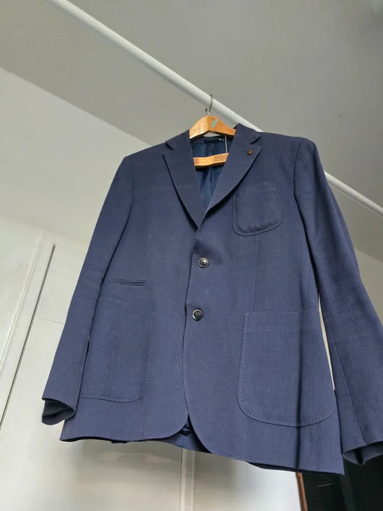 Massimo Dutti Navy Corduroy Blazer  Bulgaria #thriftypicks
