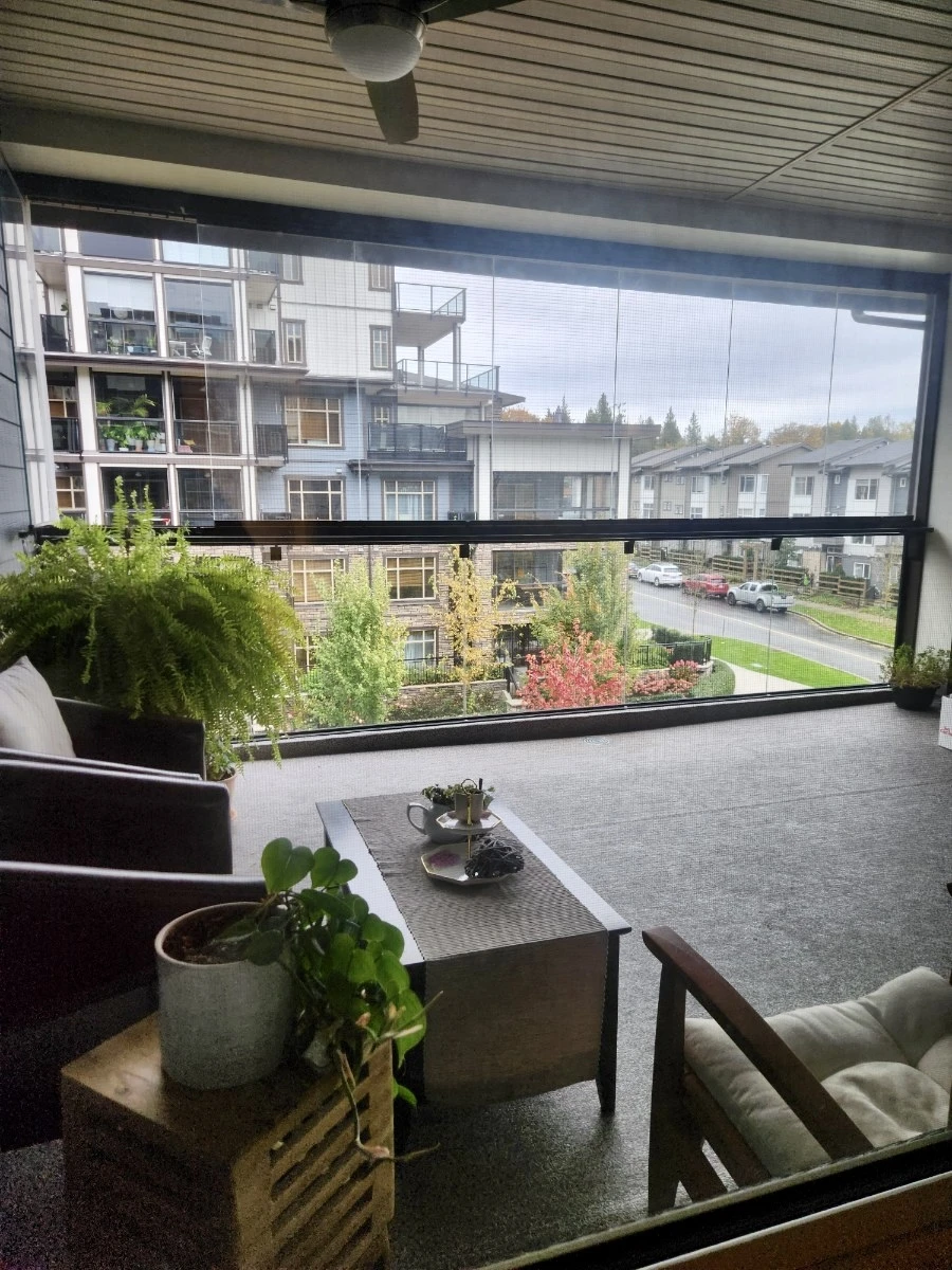 Condo at Yorkson Park 2 Bedroom + Flex Room + 2 Bath (Langley)