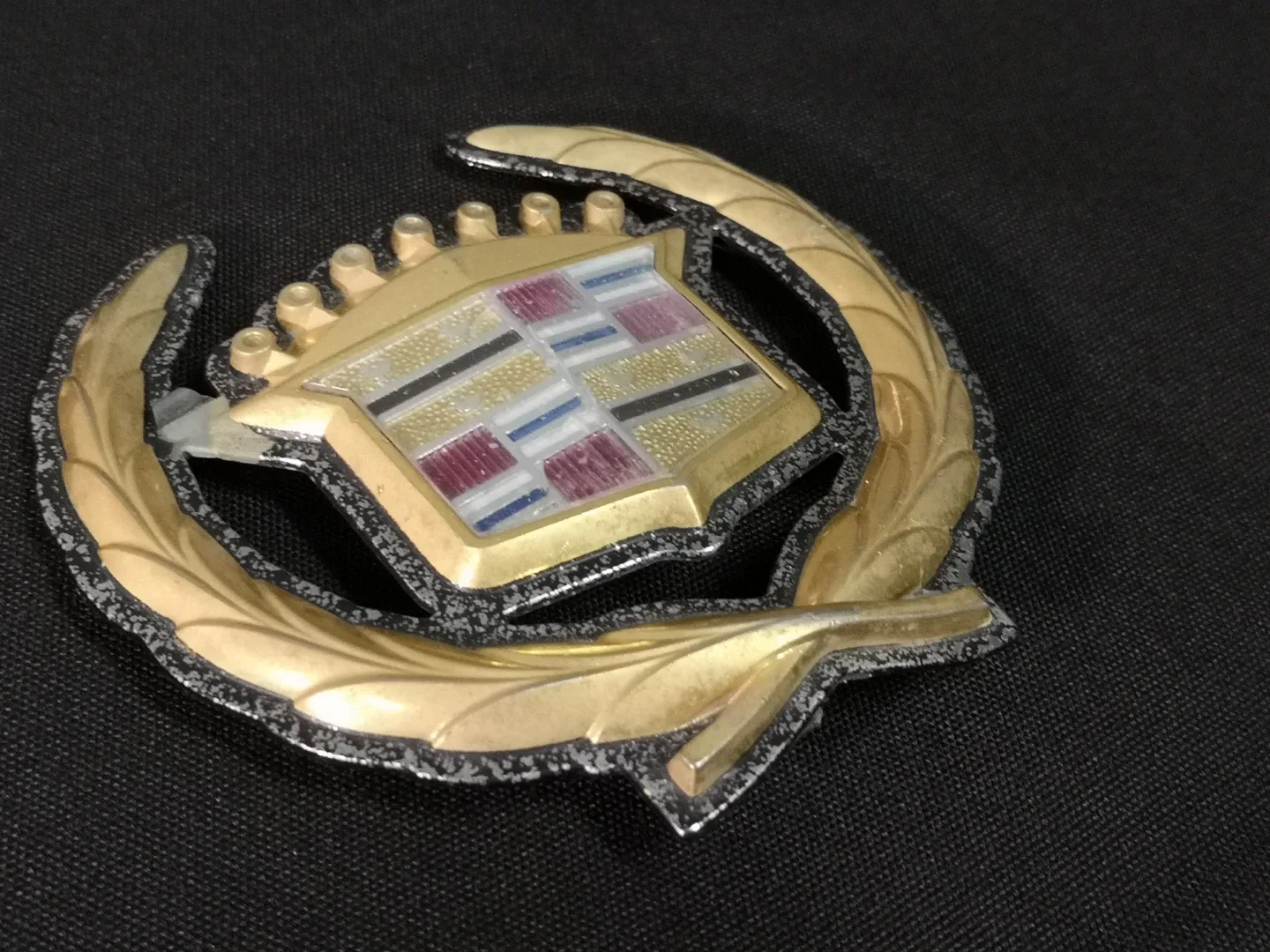 10.5cm Cadillac Logo Hood Ornament image indicator(7)