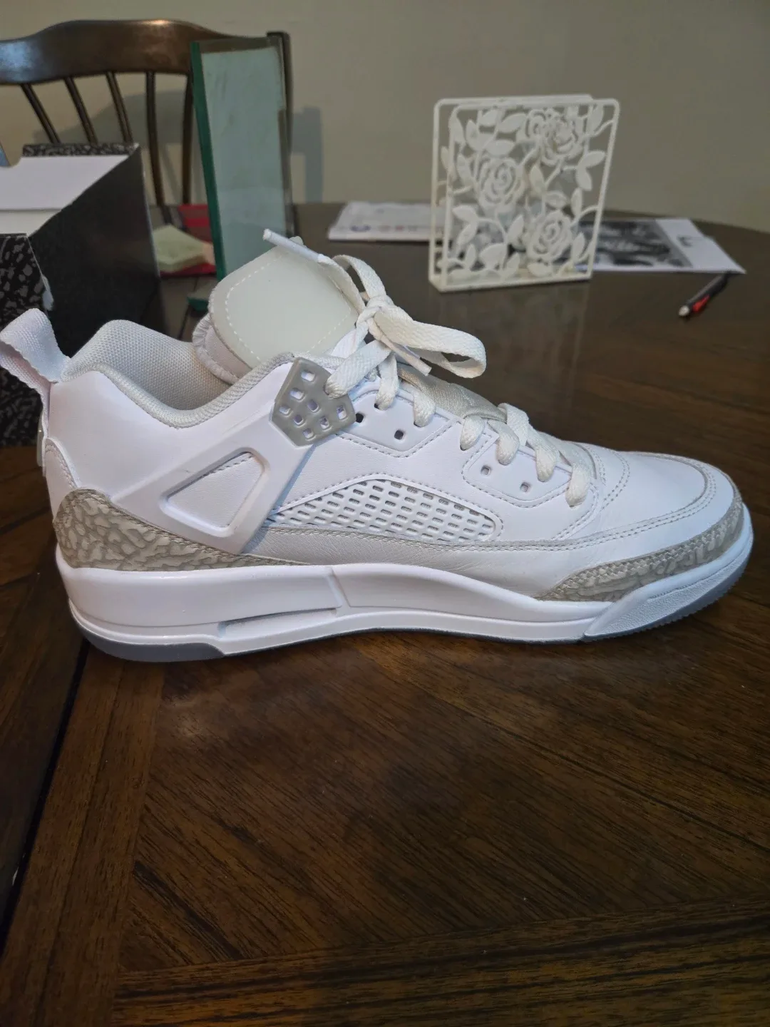 Air Jordan 3 Retro Low White Cement Grey image indicator(5)