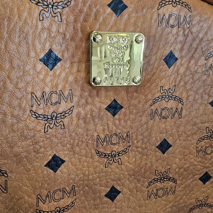 MCM Backpack - Brown image indicator(3)