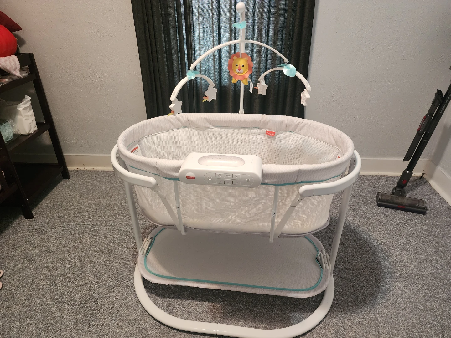 Fisher-Price Soothing Motions Bassinet - Gently Used - photo 3