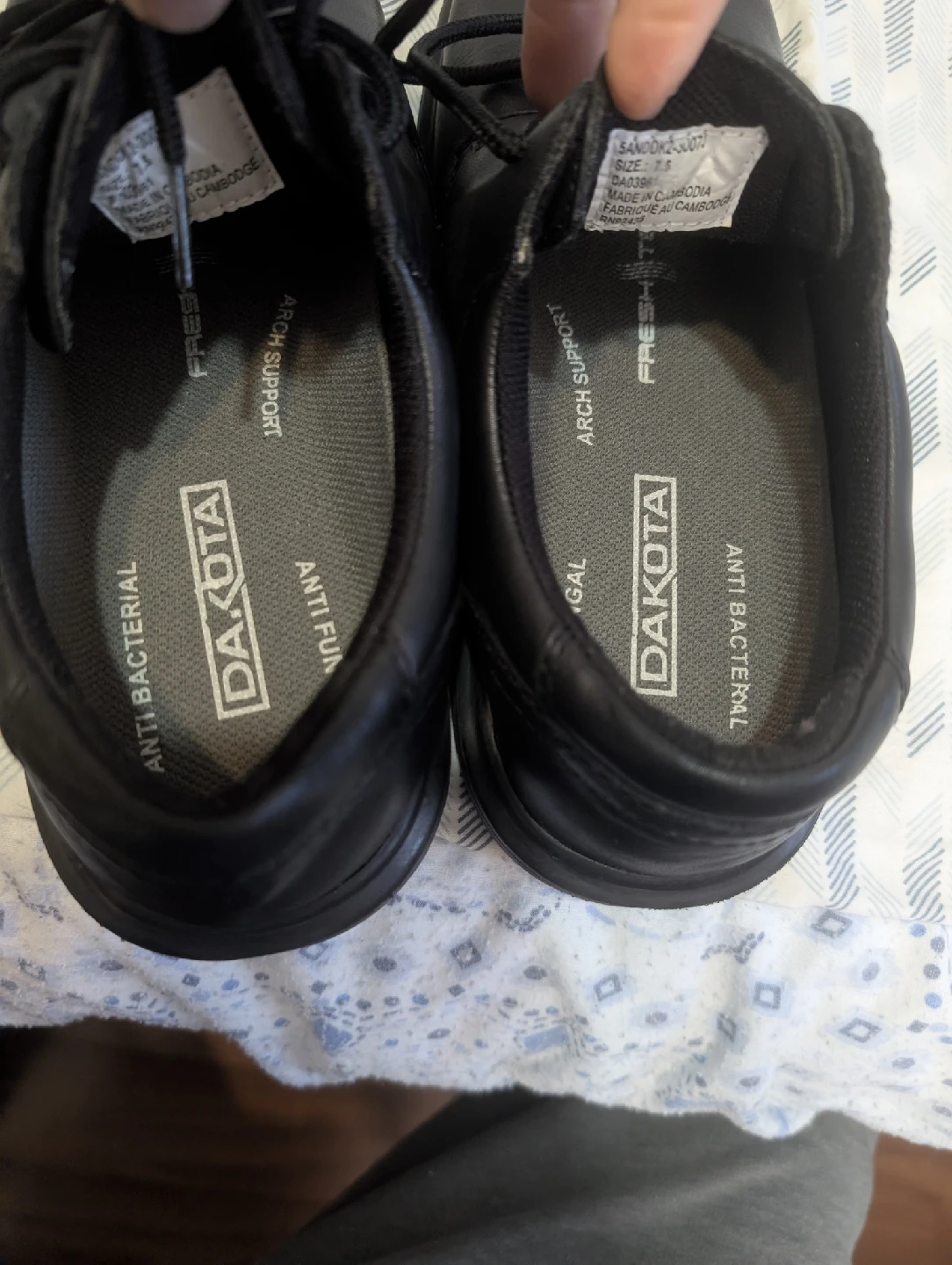 Dakota Black Dress Shoes - Size 7.5 New (No box) - photo 5