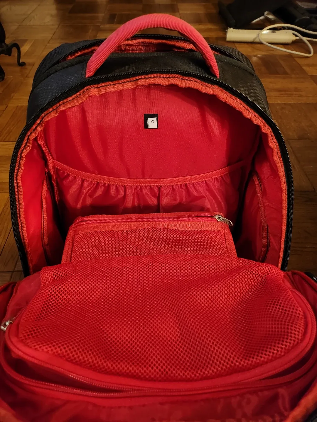 6 Pack Fitness Expedition Laptop Backpack Black/Red image indicator(4)