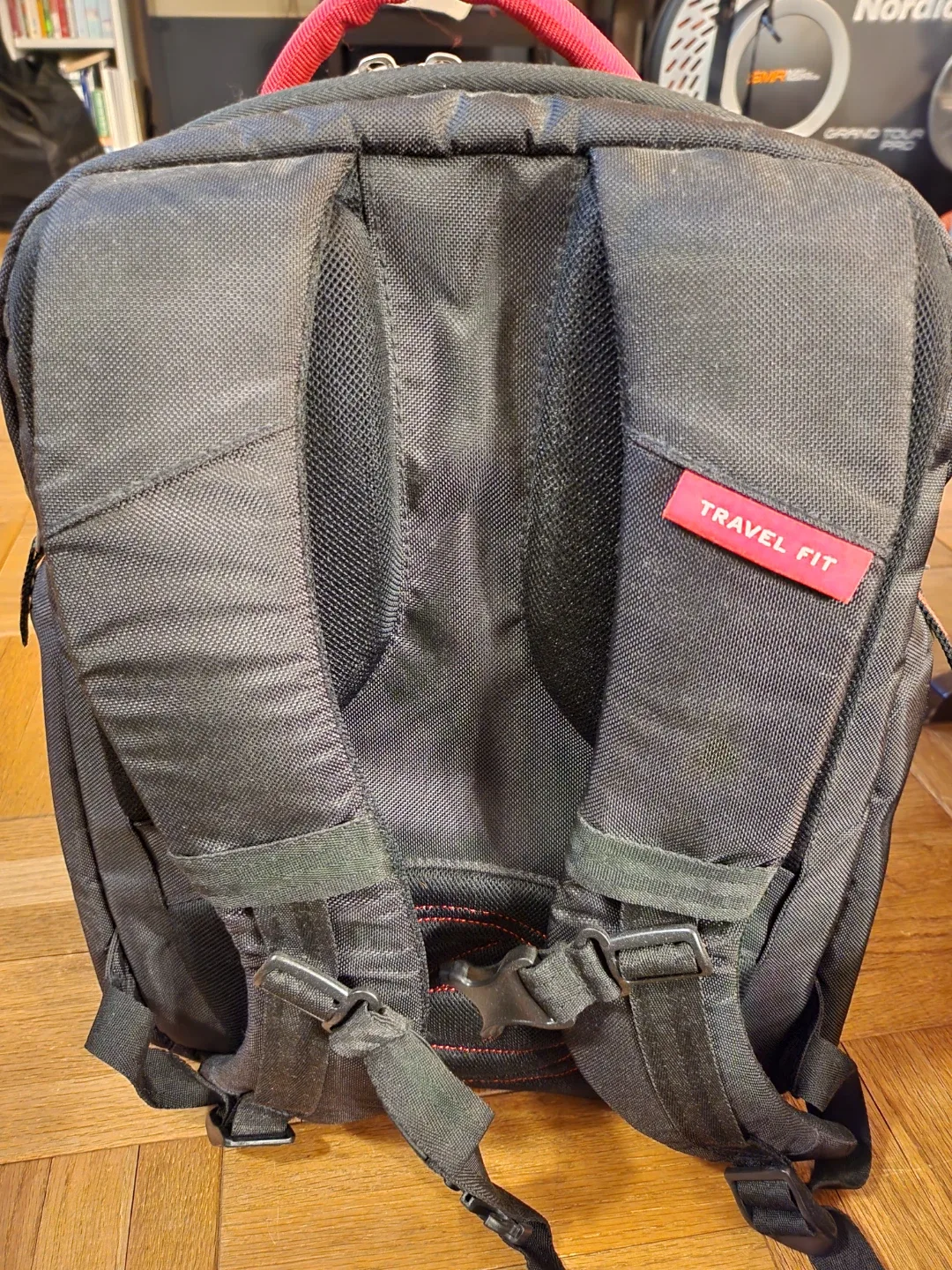 6 Pack Fitness Expedition Laptop Backpack Black/Red image indicator(8)