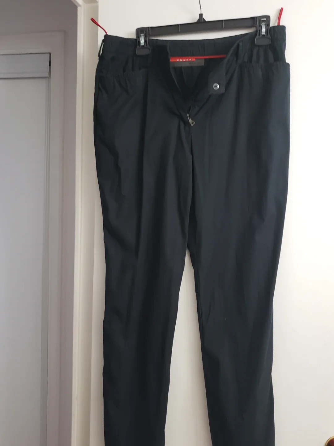 Calvin Klein Modern Fit Black Pants - Size 4 image indicator(8)