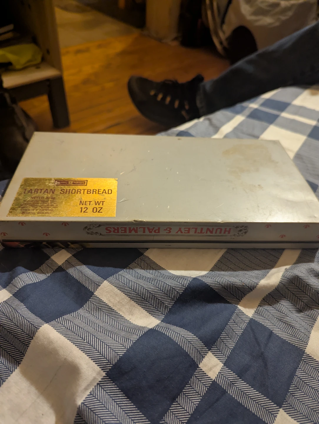 Huntley & Palmers Tartan Shortbread Tin - photo 2