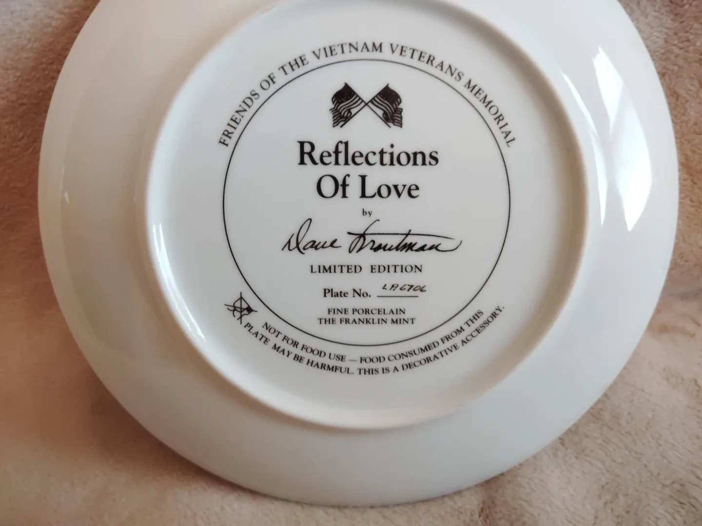 Reflections of Love Plate - Franklin Mint image indicator(3)
