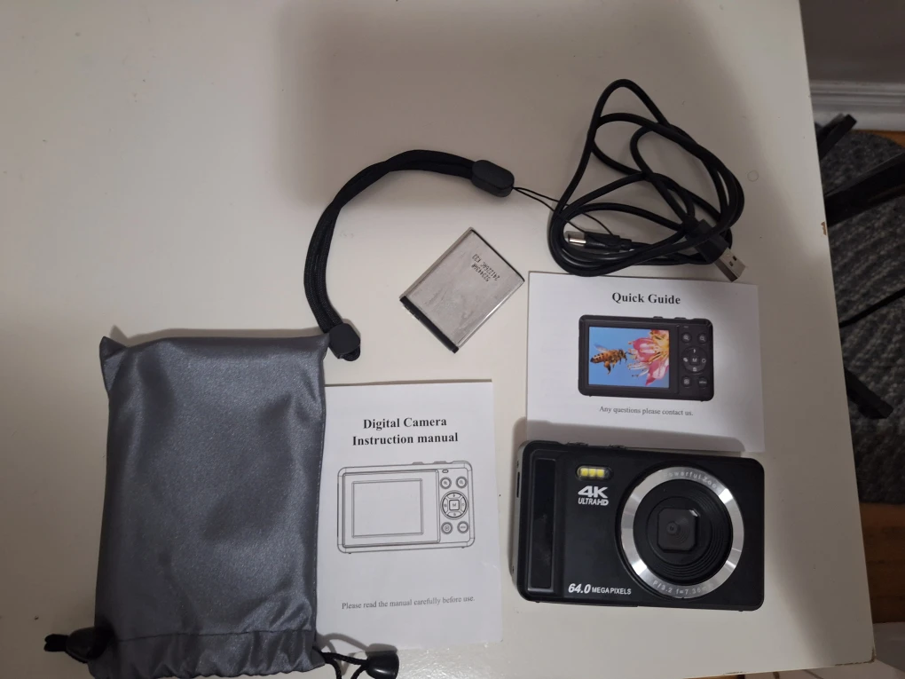 4K Ultra HD Digital Camera - Like New! - photo 4
