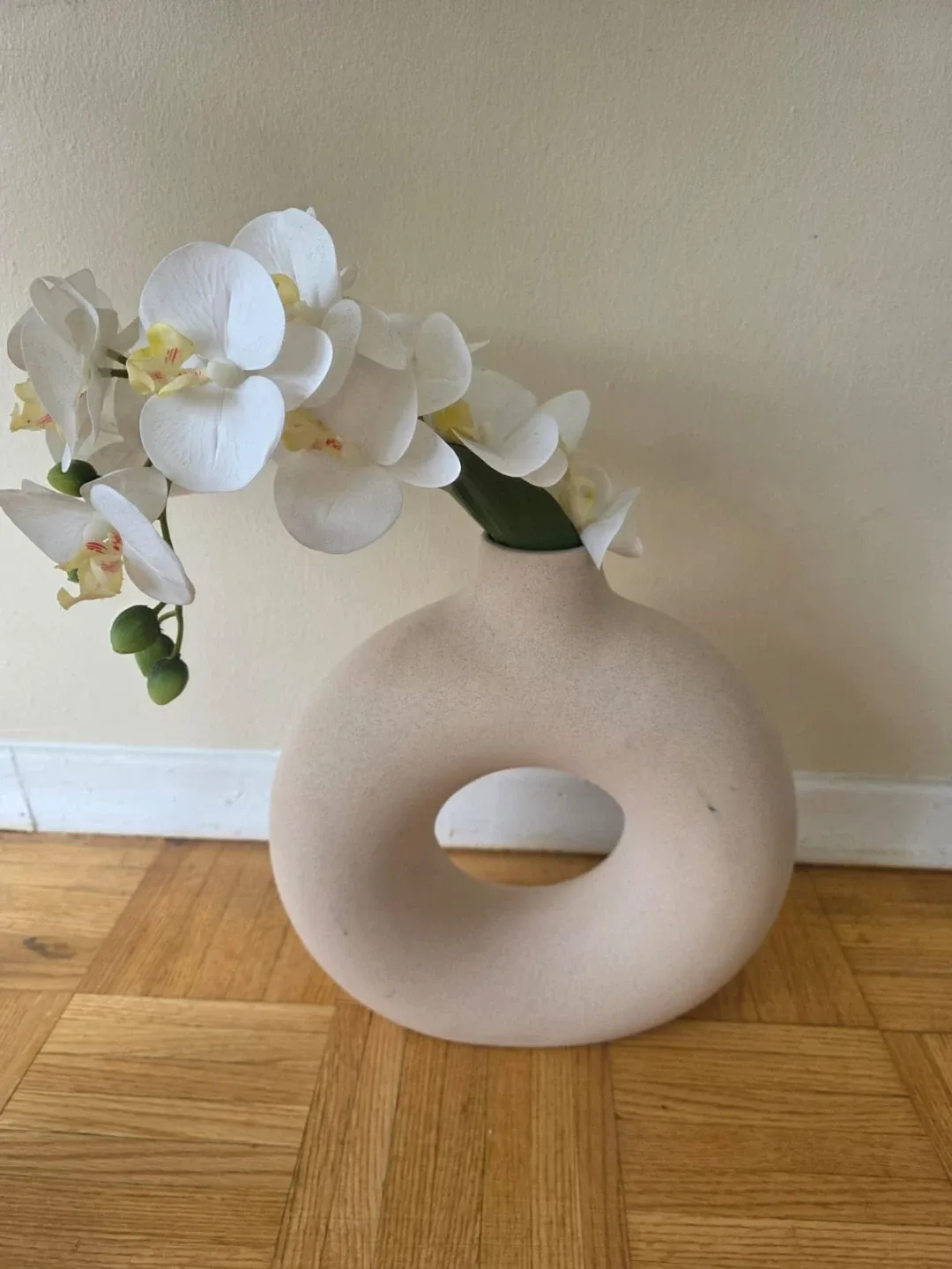 Beige Donut Vase