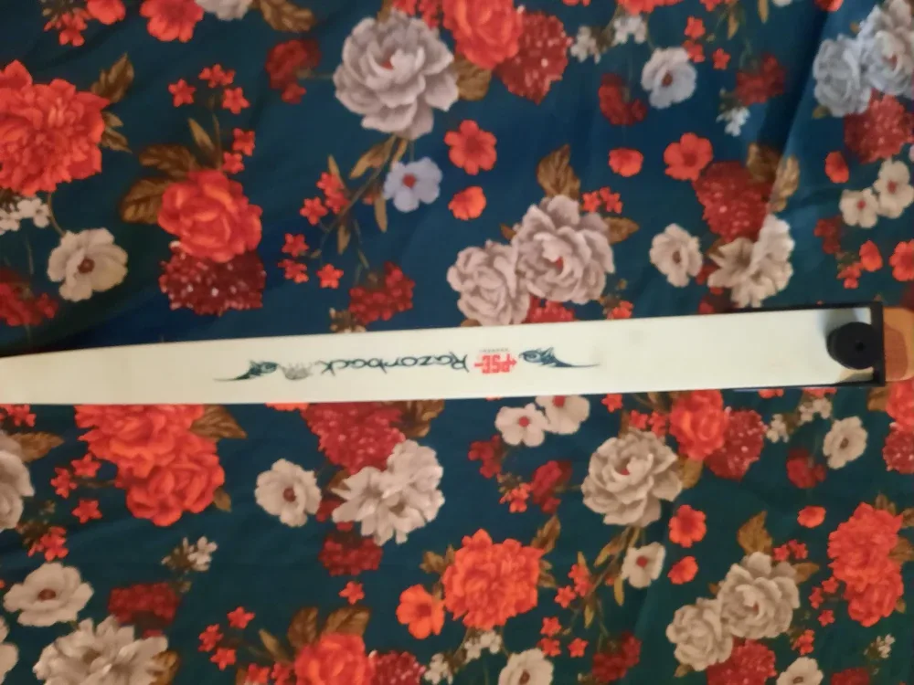 Razorback Recurve Bow image indicator(6)