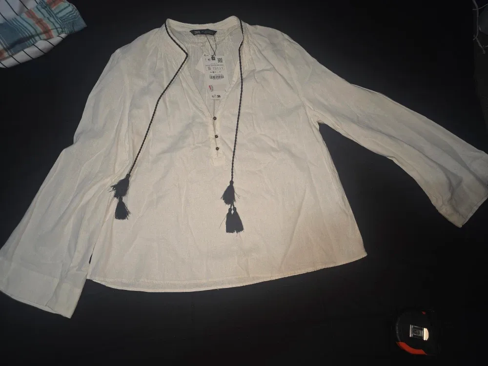 Zara White Linen Tassel Blouse - Size S image indicator(4)