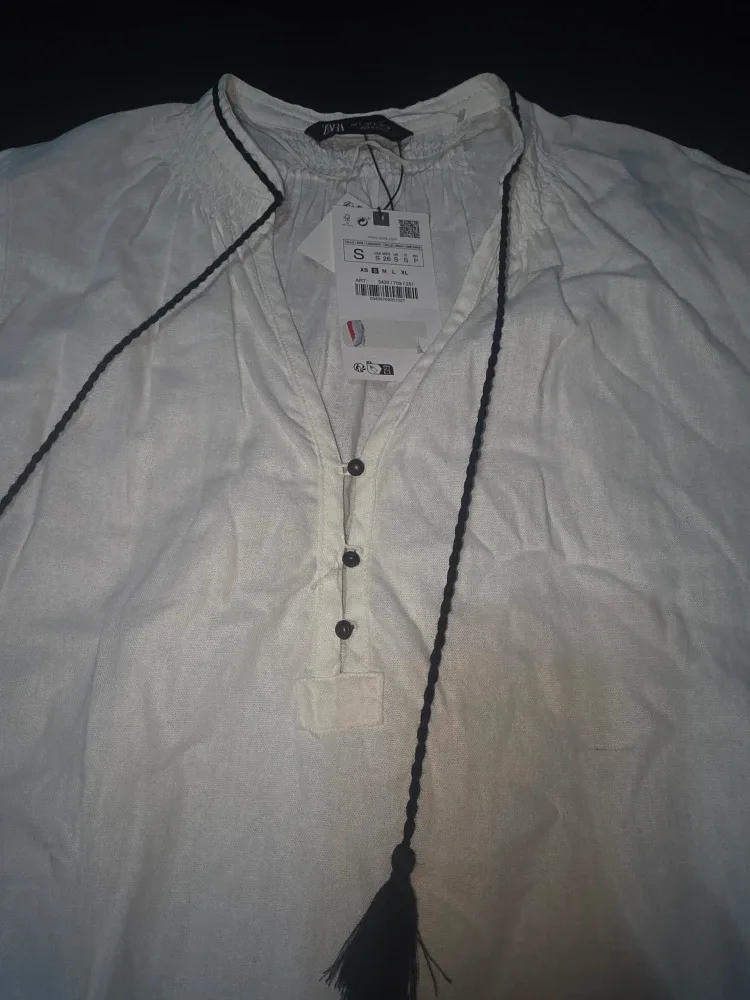 Zara White Linen Tassel Blouse - Size S image indicator(6)