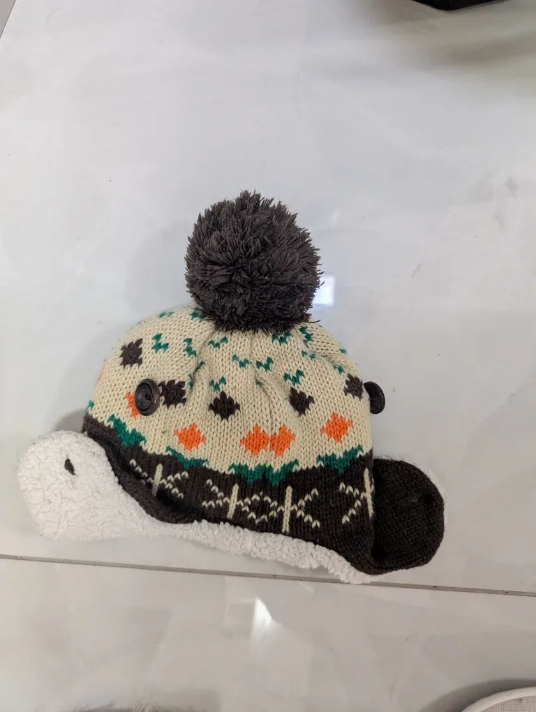 Assorted Kids Winter Beanies image indicator(2)