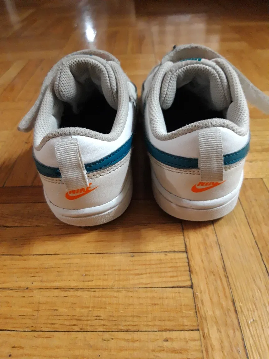 Nike Kids' Court Borough Low 2 Shoes image indicator(4)