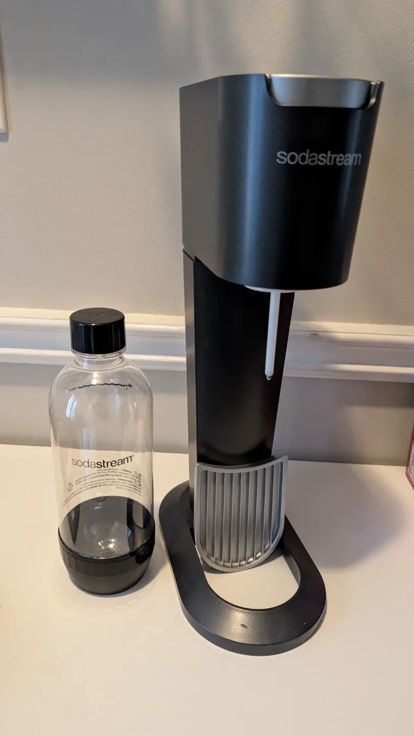 SodaStream Genesis Sparkling Water Maker image indicator(2)