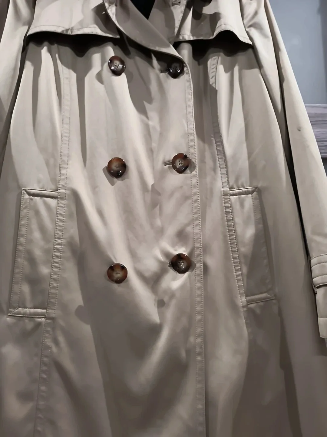 Michael Kors Beige Trench Coat image indicator(3)