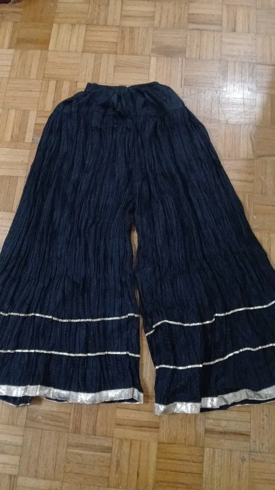 Limelight Embroidered Shalwar Kameez - Black & Gold image indicator(6)