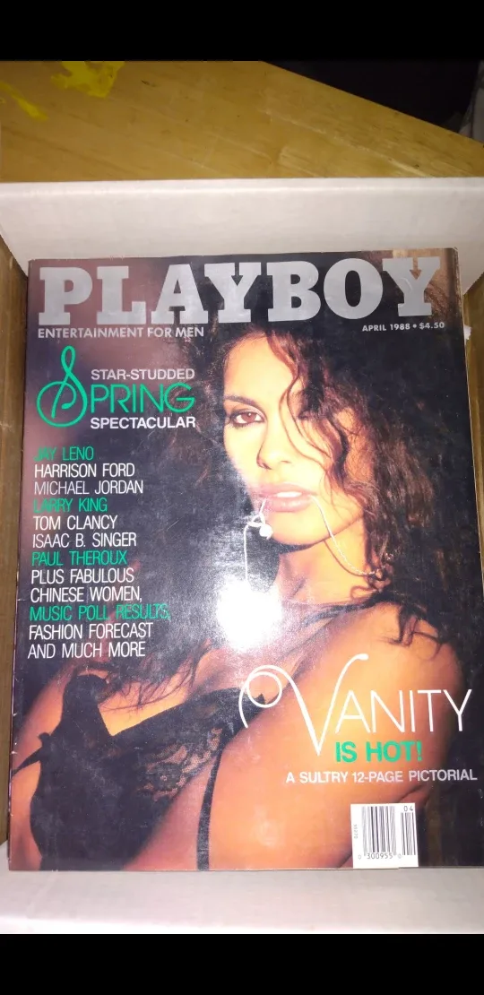 PLAYB*Y magz image indicator(3)