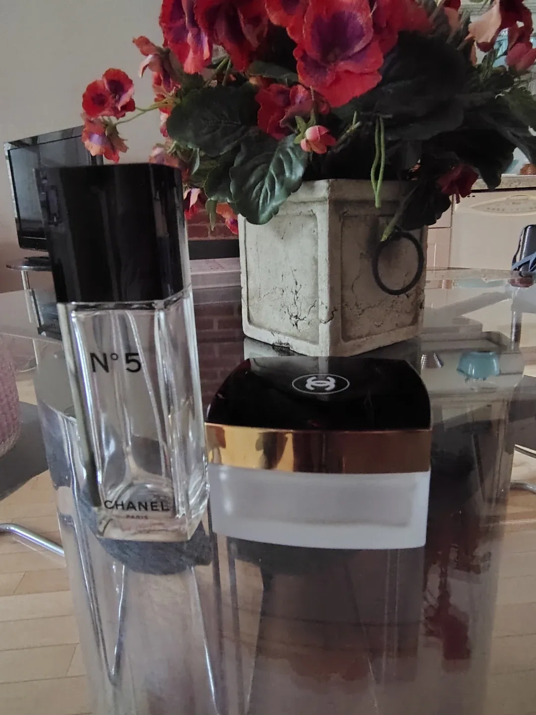 ✨ Collectible Chanel No. 5 Paris Glass Containers Mint Condition thumbnail