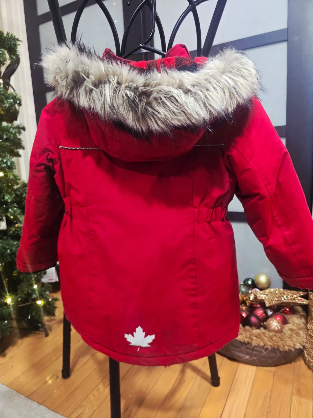 Red Kids Winter Coat (4 - 6 XS) thumbnail