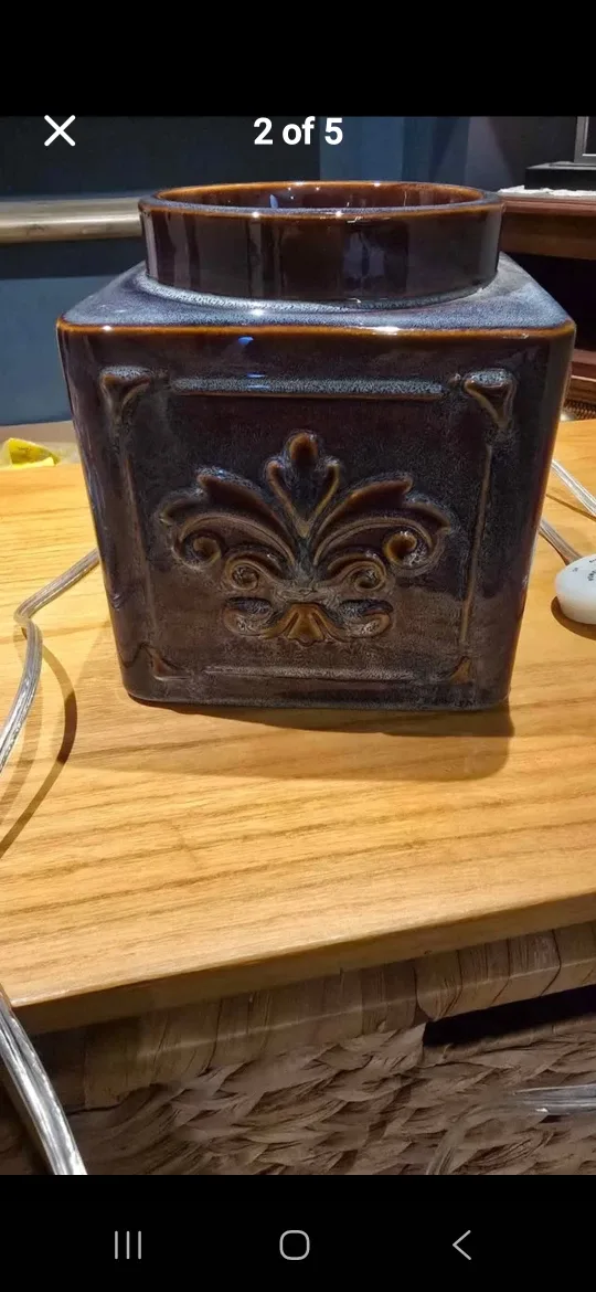 Yankee Candle Centerpiece Warmer + Melts image indicator(2)