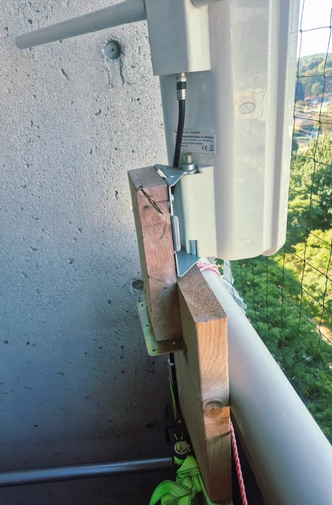 StationMaster Base Station Antenna image indicator(2)