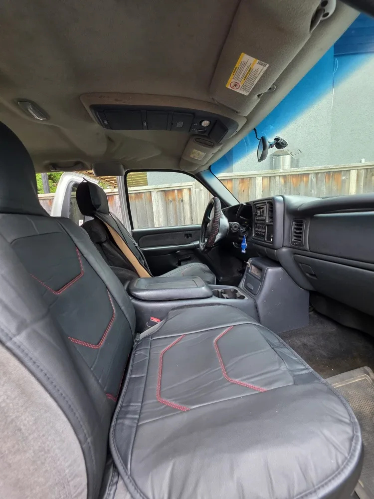 Chevrolet Silverado Truck image indicator(3)