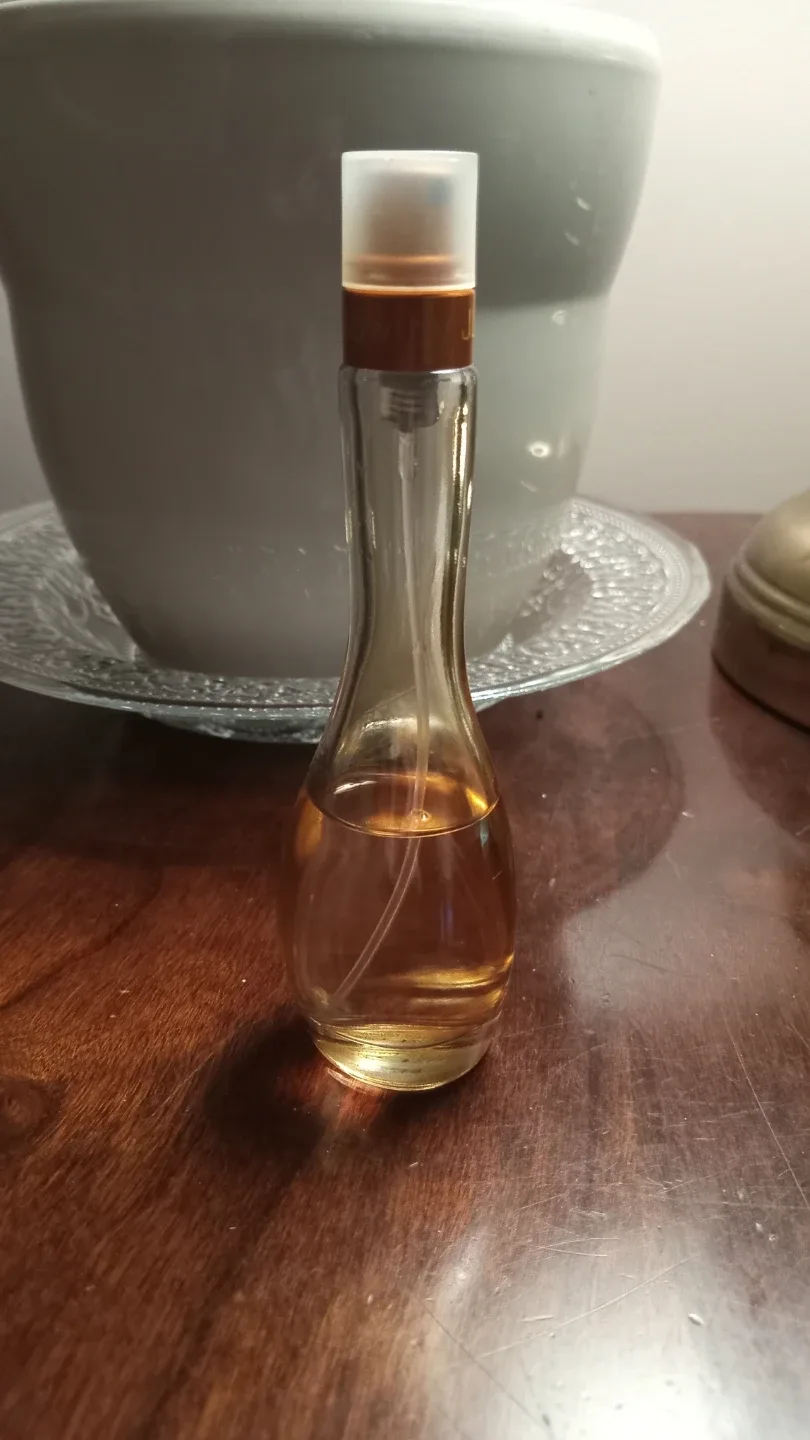 Glow by JLo eau de toilette image indicator(2)