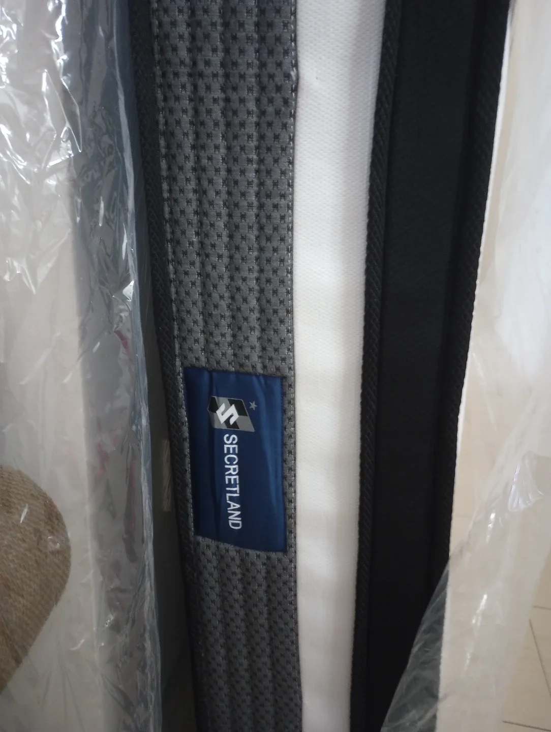 Secretland Mattress image indicator(3)