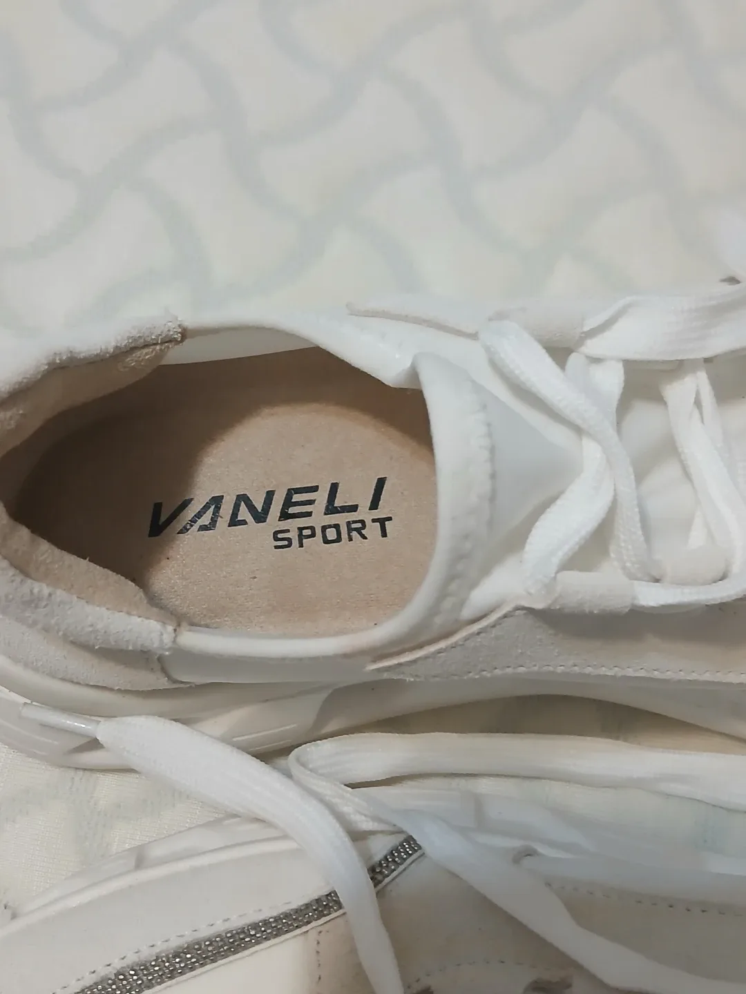 Vaneli Sport White Sneakers image indicator(2)