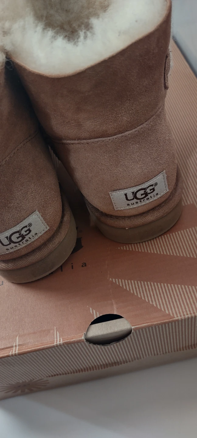 (NEW) UGG Australia Mini Bailey Button Boots (Retail $270) - photo 5