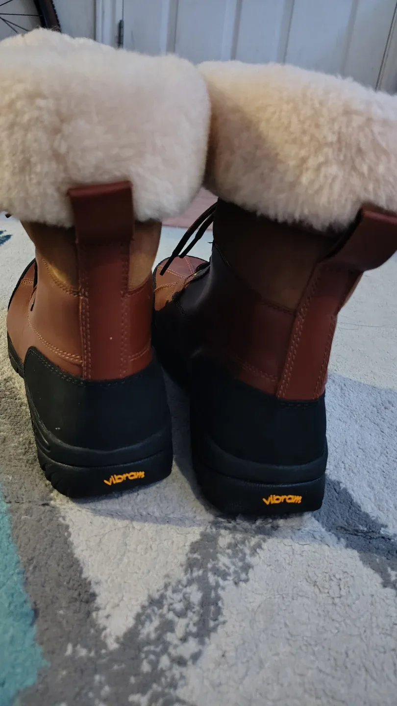 UGG Emmett Duck Boots, Brown Leather image indicator(3)