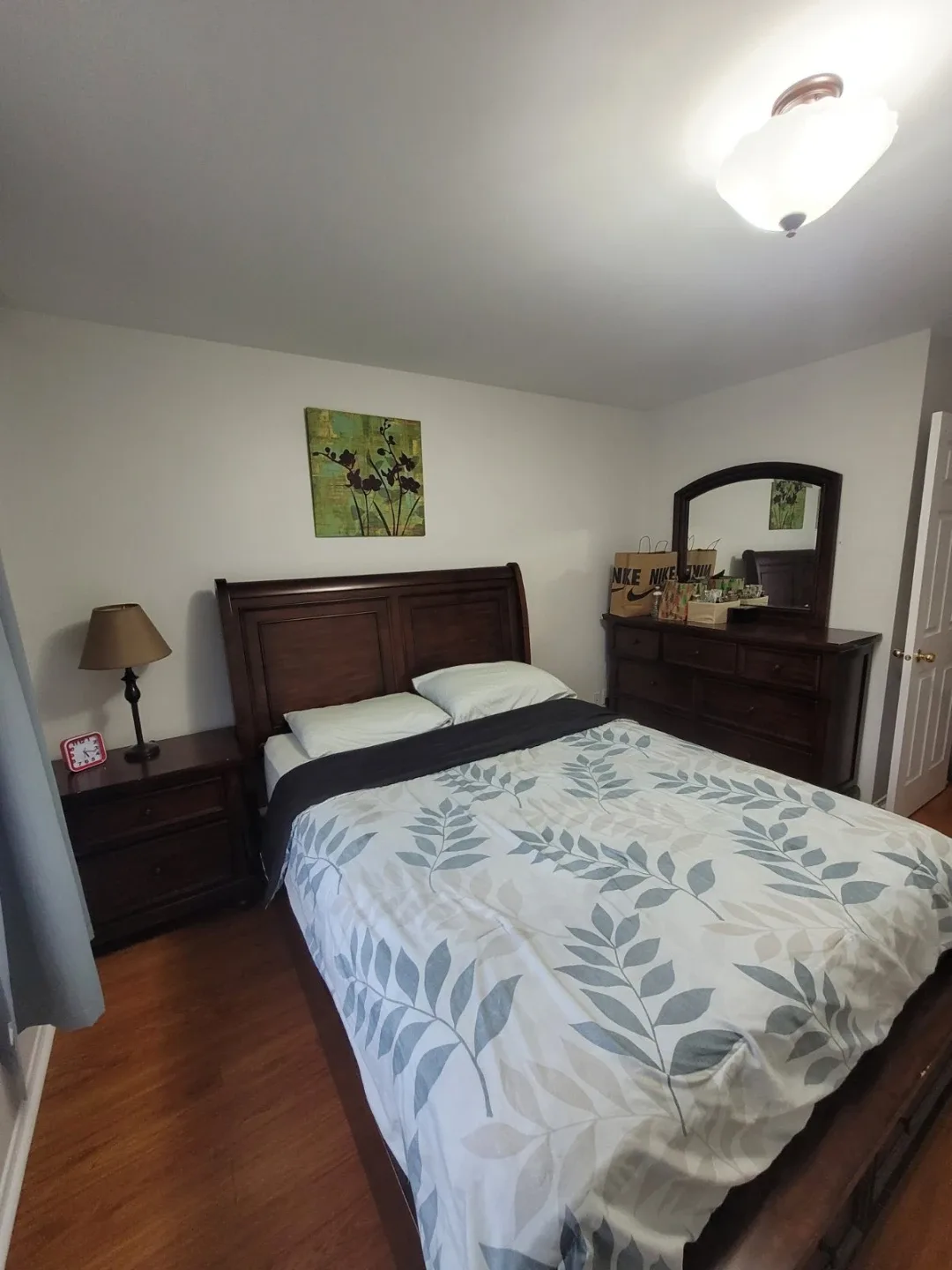 Private rooms for rent- Lisgar Peel image indicator(4)