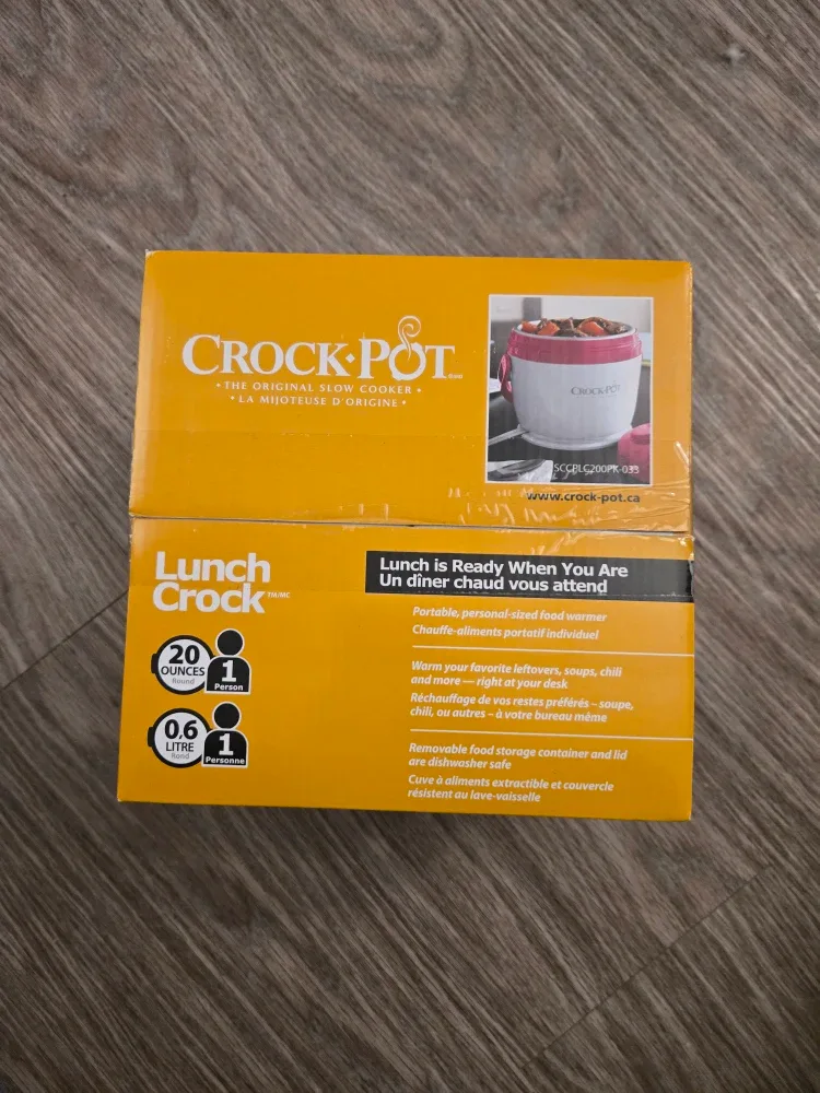 Must sell BNIB: Crock-Pot Lunch Crock Food Warmer - NEW image indicator(2)